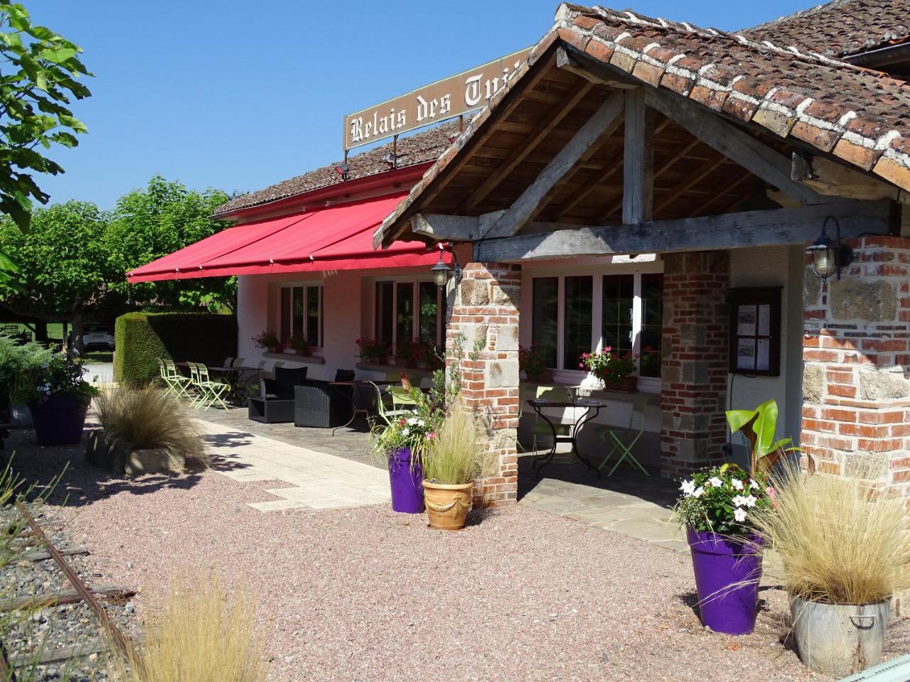 Отель Le Relais Des Tuileries Sereilhac Экстерьер фото