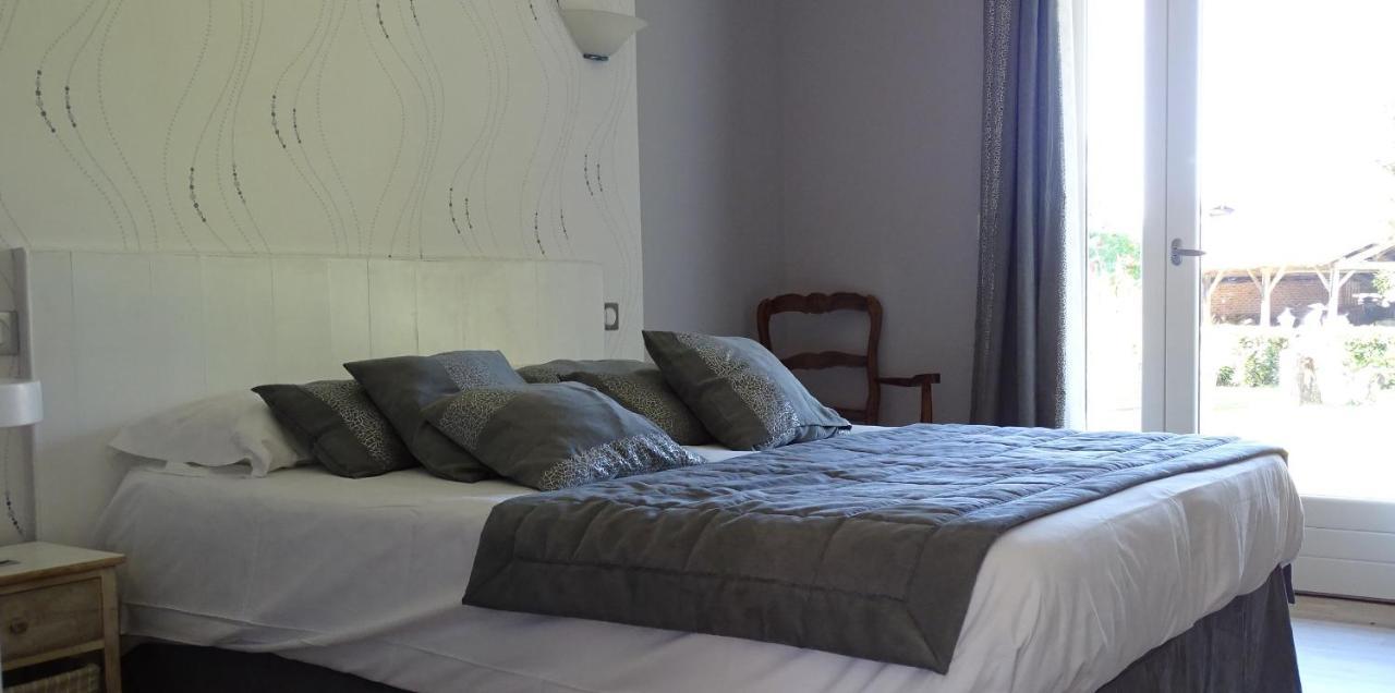 Отель Le Relais Des Tuileries Sereilhac Экстерьер фото